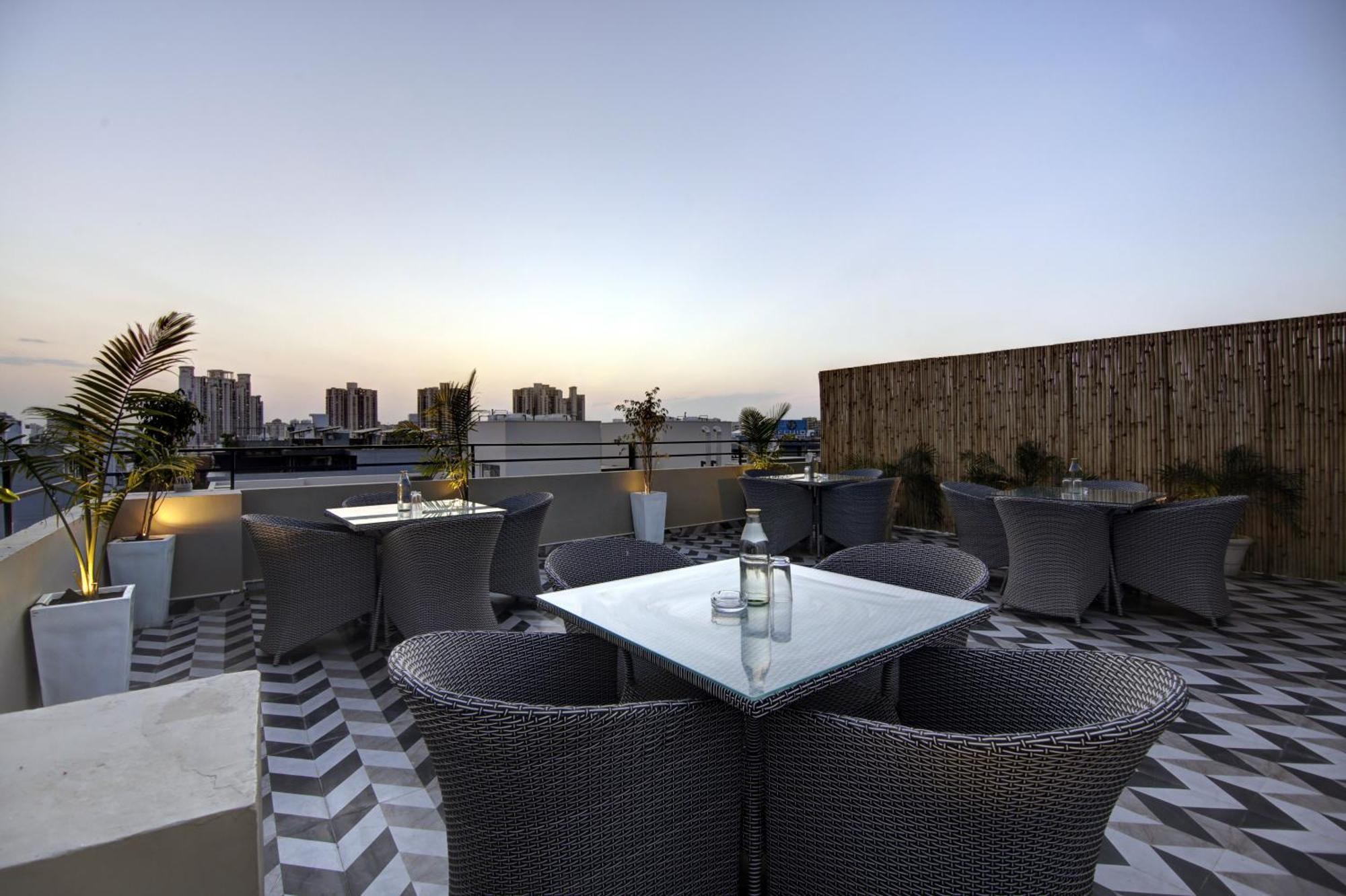 Saltstayz Select - Golf Course Road غورغاون المظهر الخارجي الصورة